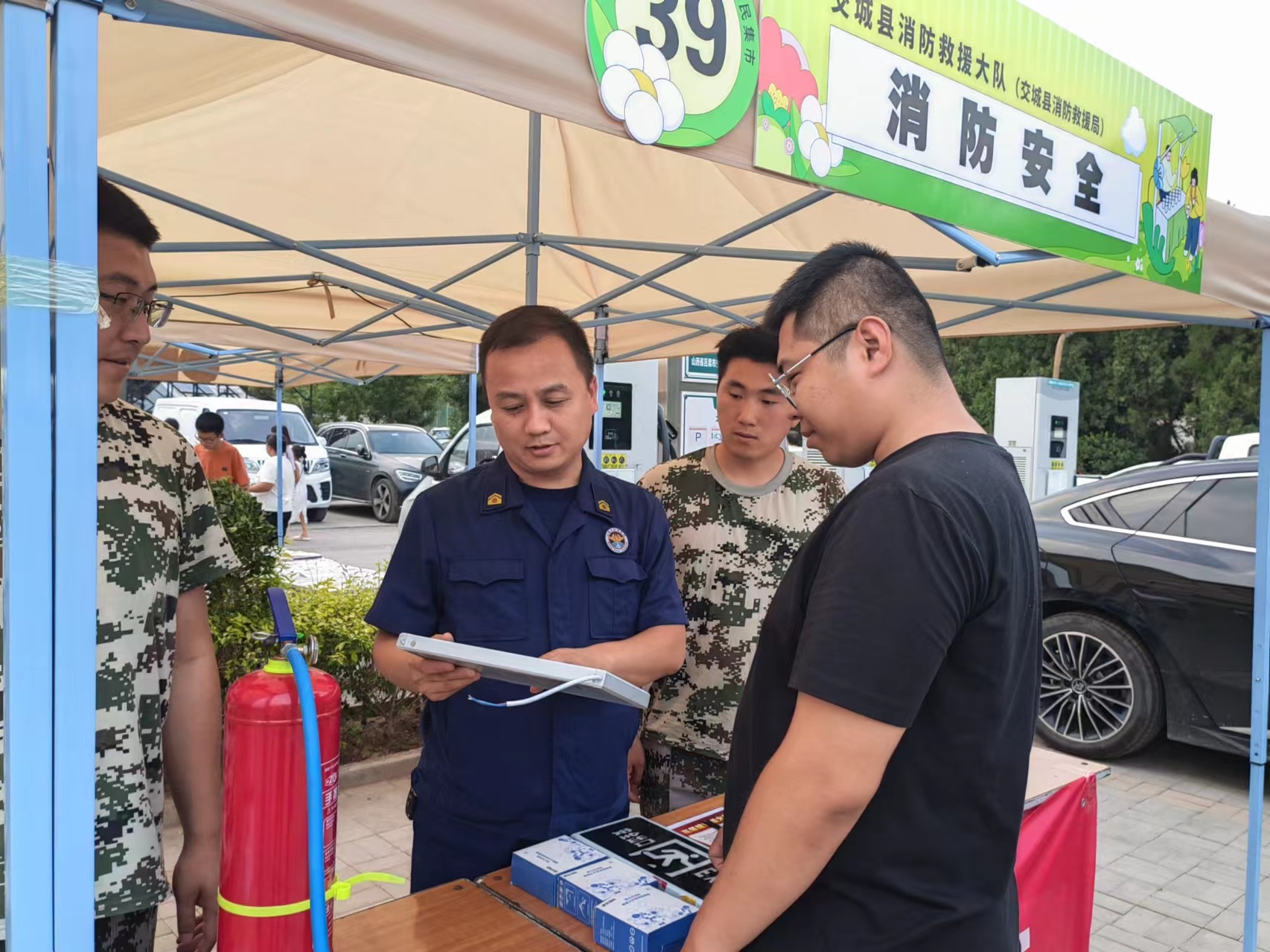 山西交城：志愿服务“赶大集” 文明实践暖人心(图4)